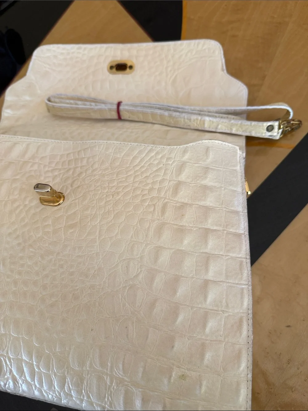 Elke Sommer Leather Classic Cream Croc-Embossed Top-Handle Collectable Bag